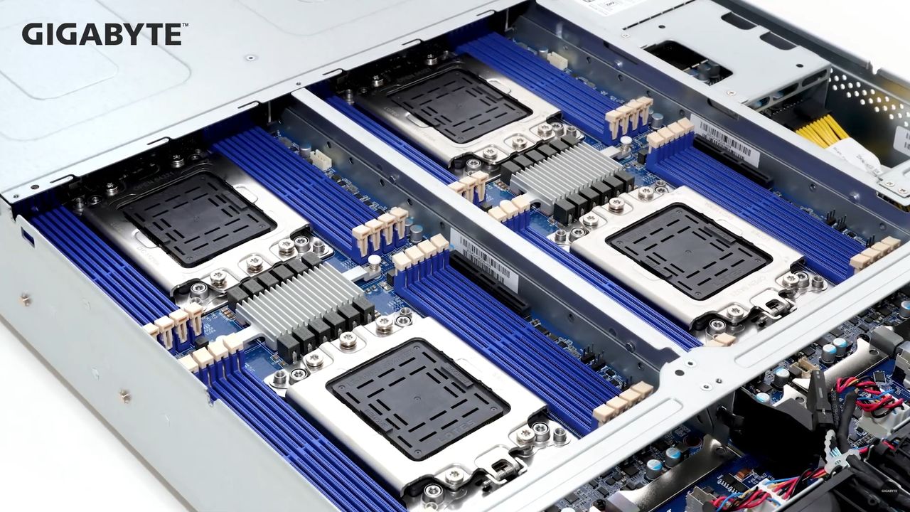 採用Ampere 128核CPU，技嘉發表首款4節點Arm架構伺服器 iThome